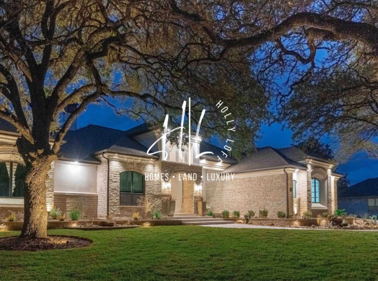 Inside Leander's Highland Oaks: Where Space, Style & Serenity Meet